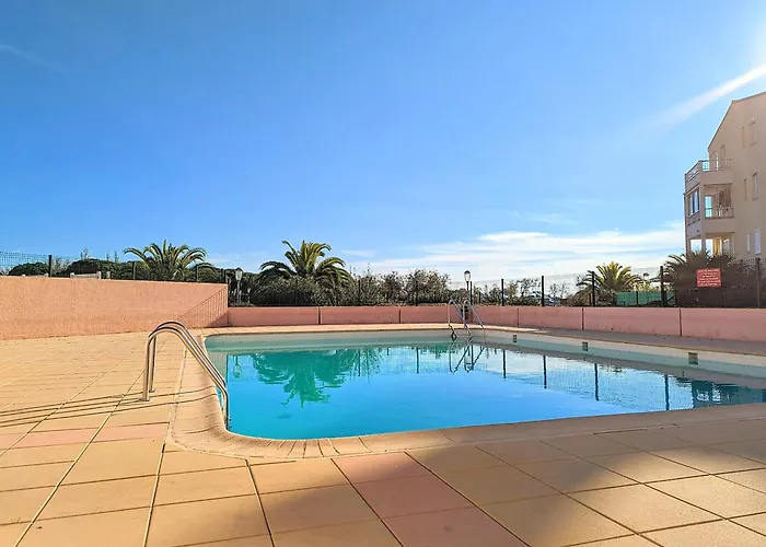 Cap D'agde T2 4-6 Personnes Mezzanine Vue Piscine Wifi アグド