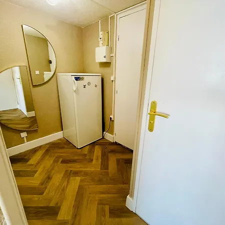 Cap D'agde T2 4-6 Personnes Mezzanine Vue Piscine Wifi 公寓 *