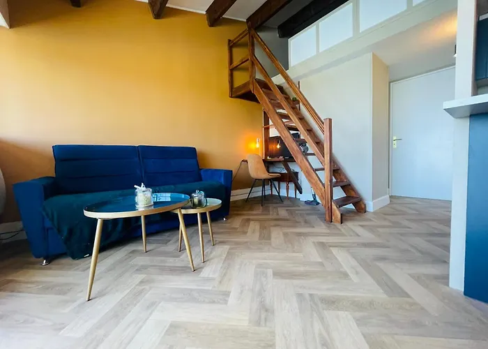 Cap D'agde T2 4-6 Personnes Mezzanine Vue Piscine Wifi Appartamento *