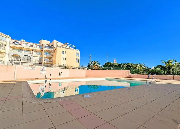 Cap D'agde T2 4-6 Personnes Mezzanine Vue Piscine Wifi